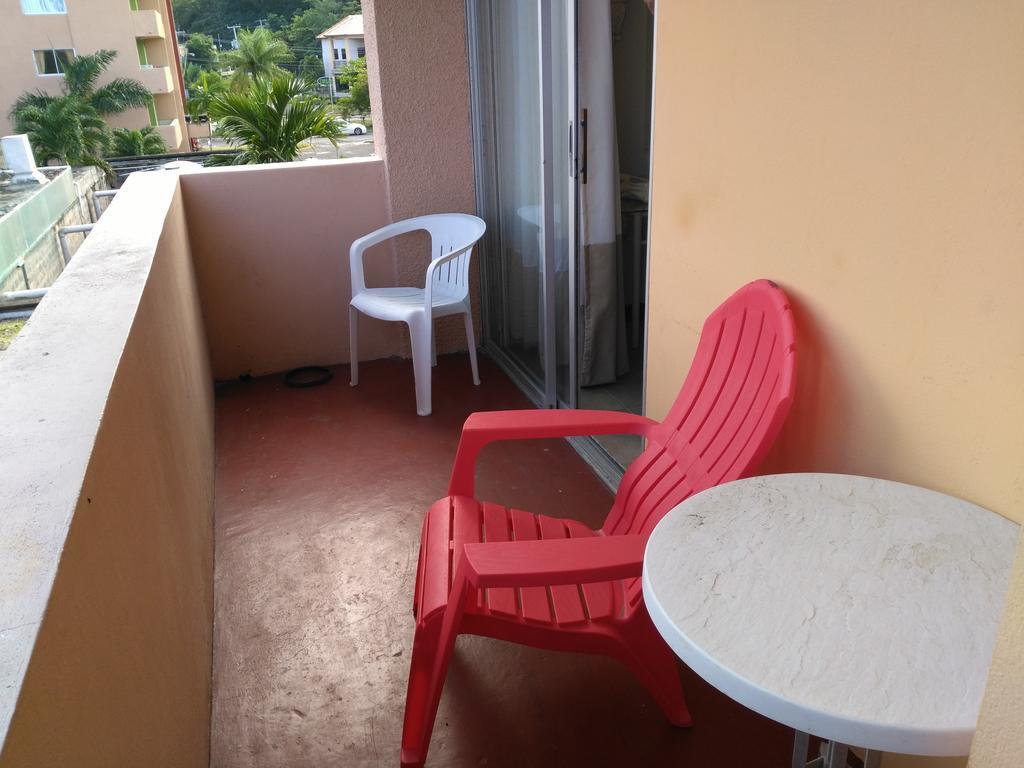 Turtle Beach Towers Apt 22 C - Ocho Rios Exterior photo